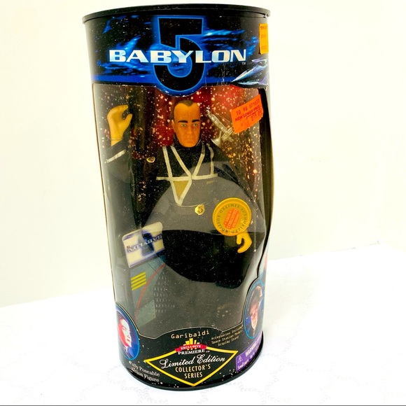 Babylon 5 Chief Michael Garibaldi Black Uniform Exclusive Premiere Figure-NEW. - Picture 1 of 11